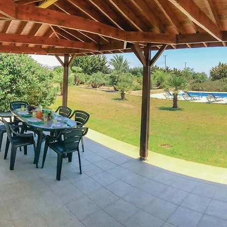 Cozy In Maroni-larnaca *