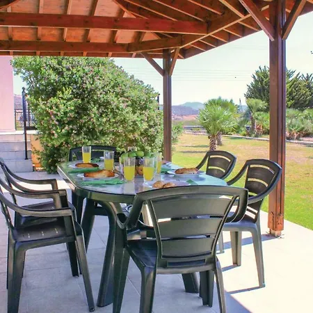 Stunning In Maroni-larnaca