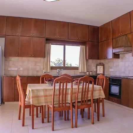 Stunning In Maroni-larnaca