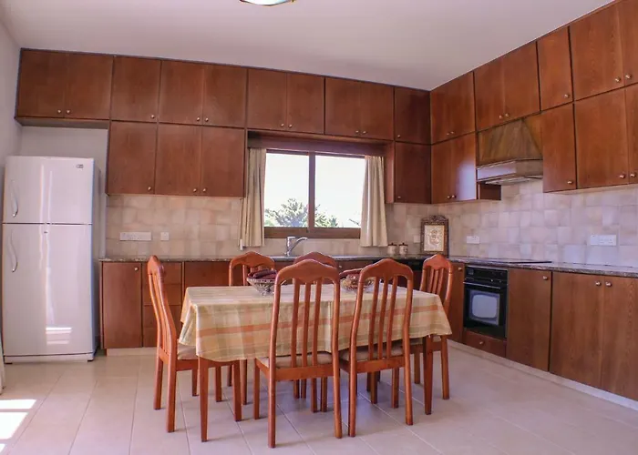 Stunning In Maroni-larnaca