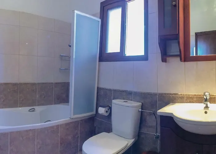 Stunning In Maroni-larnaca